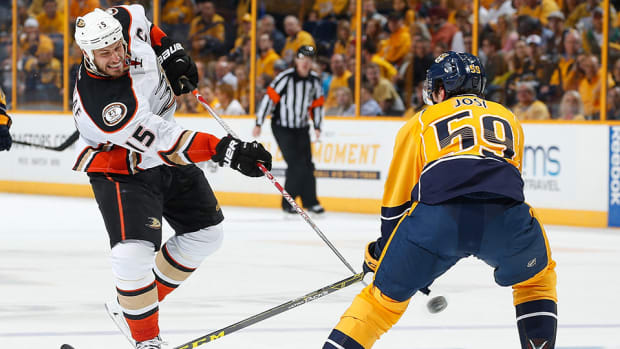 ducks-beat-predators-game-4-ryan-getzlaf.jpg